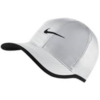 Nike Feather Light Hat 679421-100