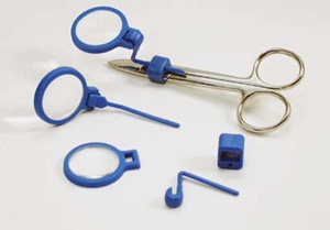 Multi-Adjustable Magnifying Assembly