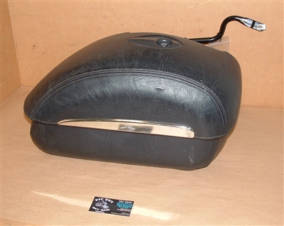 Victory Kingpin RH Semi Hard Saddlebag - Damaged