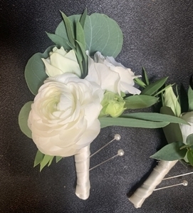 White Wedding Boutonniere