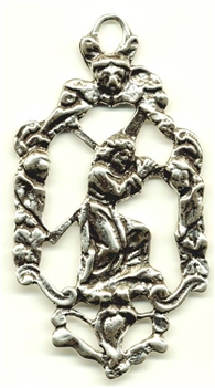 Jesus Carrying the Cross Medal 2 3/4"