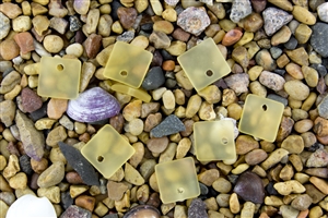6 x Beach Sea Glass Curved Pendant Beads Flat Square 17.5mm - Lemon Yellow