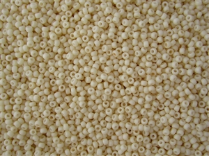 6/0 Toho Japanese Seed Beads - Vanilla Cream Egg Shell Matte #762