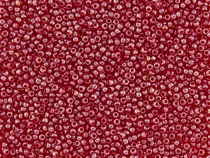 8/0 Toho Japanese Seed Beads - Siam Ruby Transparent Luster #109B