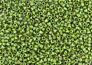 8/0 Toho Japanese Seed Beads - Hybrid Opaque Mint Green Picasso #Y321