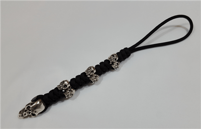 7 Skull Knife lanyard