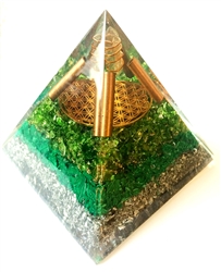 green onyx, malachite & quartz Orgone Extra  Large Pyramid - (4G/5G) protector
