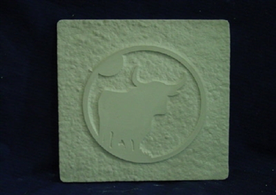 Steer Plaster or Concrete Mold 7127