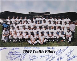 1969 SEATTLE PILOTS TEAM SIGNED 16X20 PHOTO W/ 22 SIGS - BREWERS