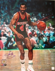 SIDNEY MONCRIEF SIGNED 16X20 BUCKS PHOTO #4