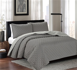 ARDOR EMBOSSED COVERLET CHARCOAL/SILVER