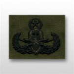 US Army Breast Badge Subdued Fatigue: Master Explosive Ordnance Disposal - OBSOLETE! AVAILABLE WHILE SUPPLIES LAST!