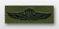 US Navy Subdued Embroidered Badge: Parachute Basic