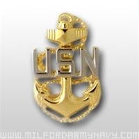 US Navy Mini Garrison Cap Device: E-7 Chief Petty Officer (CPO)
