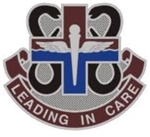 US Army Unit Crest: 818th Medical Center - Motto: LEADING IN CARE