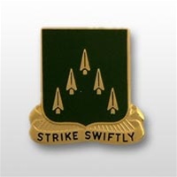 US Army Unit Crest: 70th Armor Regiment - Motto: STRIKE SWIFTLY