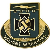 US Army Unit Crest: Special Troops Battalion 3rd Brigade Combat Team - 1st Infantry Division - MOTTO: VALIANT WARRIORS