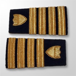 USCG Female Enhanced Shoulder Marks:  O-6 Captain (CAPT)