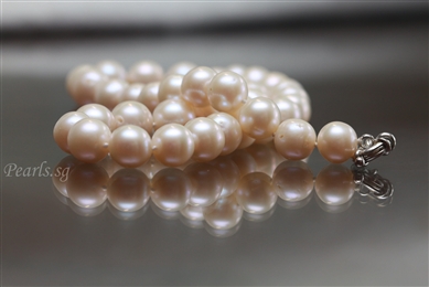 Pearl Bracelet - Double Wrapped Length in 9 mm