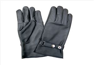 Full finger lined glove with silver snap adjustment strap