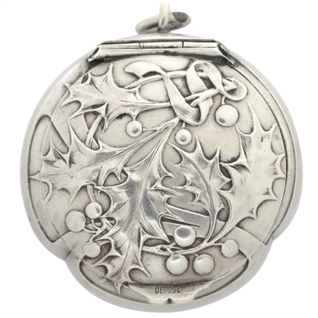 Sterling Silver Art Nouveau (circa 1900) Patch Box with Embossed Holly and Berries