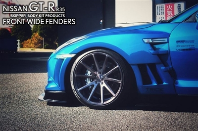 Skipper Front Wide Fenders GT-R (Carbon)