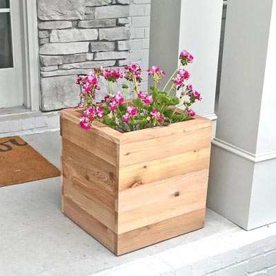 18" x 18" x 18" Farmhouse Self Watering Cedar Planter (PVC Composite)