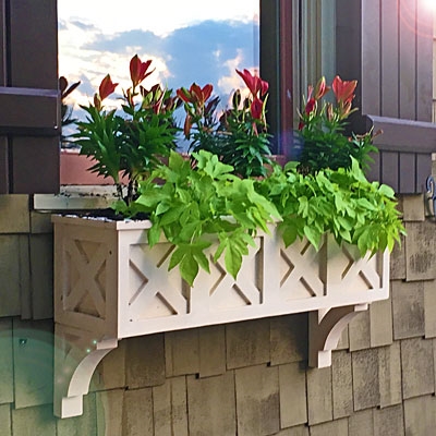 32" Wolfgang German Bavarian Style Window Box - No Rot with 2 FREE Brackets