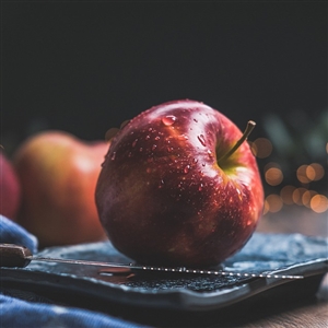 Red Delicious Apple Tree