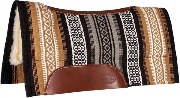 Mustang® Tierra Contoured Show Saddle Pad - Brown & Tan