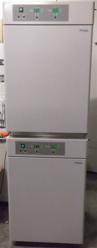 VWR 2350 Dual Stacked CO2 Water Jacketed Incubator