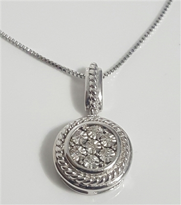 ROME29 DIAMOND PENDANT & NECKLACE