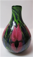 Daniel Lotton Vase Nu 102
Clear with  Blue overlay
Pink Iris Green Vine
Green Lip
Size 9  by  6
Signed Daniel Lotton  Dated 2014