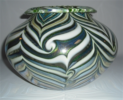 Daniel Lotton Large Bowl
Clear with aventurine green, copper blue, white draped pattern. Rolled over lip
Signed Daniel Lotton Dated 2017
Size 12  by 11
Rare. Museum Quality. Collectors Dream