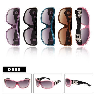 Wholesale Fashion Sunglasses are here! Shop today!