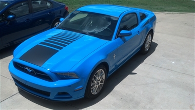 Blue Mustang w/ Black Fading Center Hood Stripe