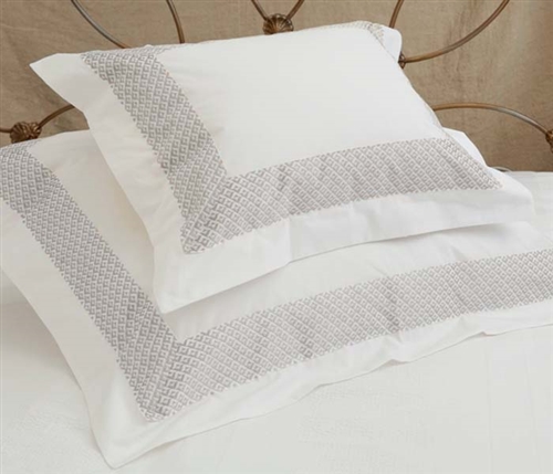 Quadrille Duvet Queen Dove Grey Trim