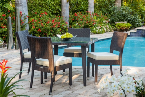 Lapillo Outdoor Dining Set