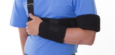 Medline ORT16000 Cut-Away Shoulder Immobilizers