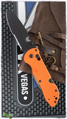 Benchmade Triage AXIS Lock Knife Orange G-10, N680 Black Serrated