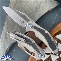 Microtech Matrix 165C-4CFITI Hand Satin M390 Blade, Titanium Handle W/ Carbon Fiber Inlay, Blue Ti Pivot Collars