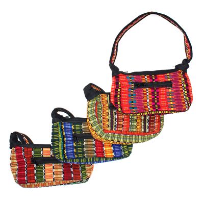 Amazing Weave Small Canoe Bag