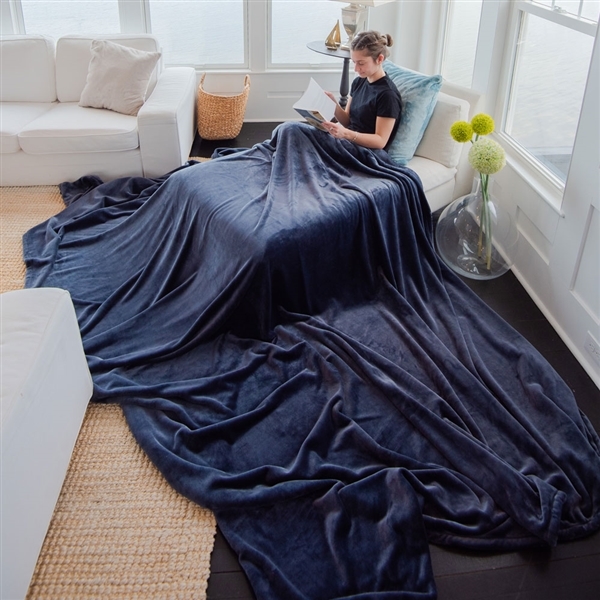 Softest oversized and big blankets made in America from Luster Loft fleece.