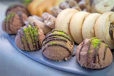 Bakery Chocolate Beheshti Cookies - 1 LB