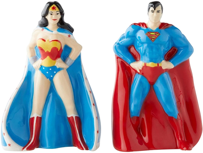 Superman & Wonder Woman Salt and Pepper