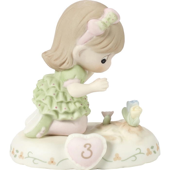 Precious Moments - Growing In Grace - Brunette Age 3 figurine