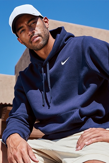 Nike - Club Fleece Pullover Hoodie. CJ1611