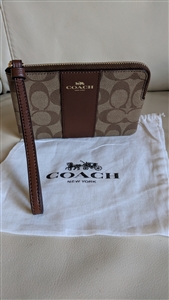 COACH genuine Brown Signature Pvc design wristlet