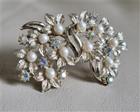 vintage 1960 silver tone floral statement brooch with faux pearls and iridescent beads vintage 1960 silver tone floral statement brooch with faux pearls and iridescent beads