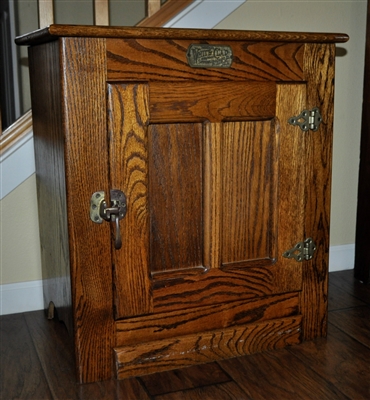 White Clad wooden side table ice box